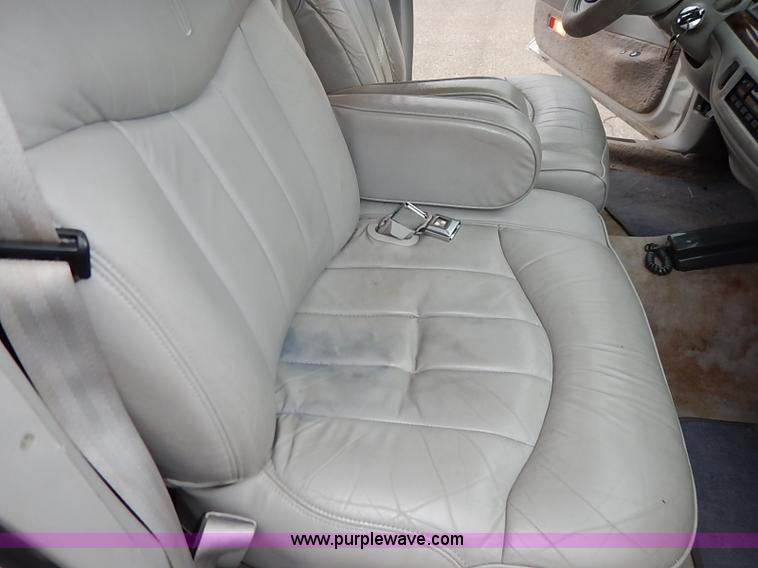 image for item I5199 1996 Lincoln Town Car Executive stretch limo