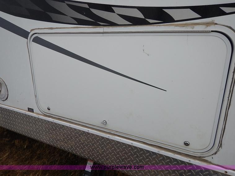 image for item I5203 2005 Wanderer Vortex camper