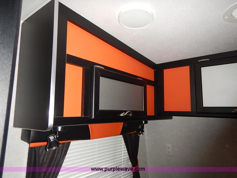 image for item I5203 2005 Wanderer Vortex camper