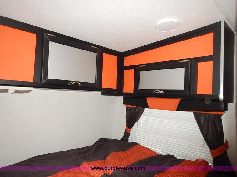 image for item I5203 2005 Wanderer Vortex camper