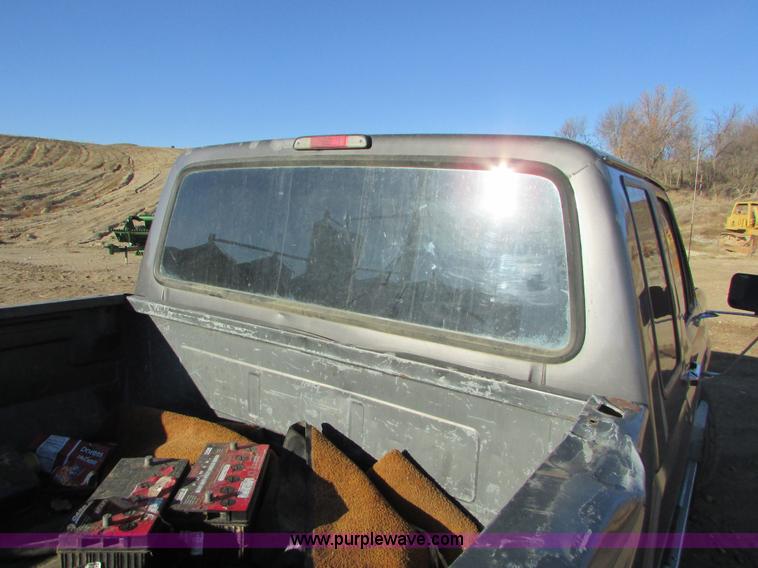 image for item I6728 1997 Ford F250 Super Duty XL pickup truck