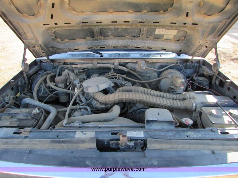 image for item I6728 1997 Ford F250 Super Duty XL pickup truck