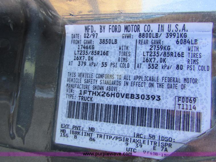 image for item I6728 1997 Ford F250 Super Duty XL pickup truck