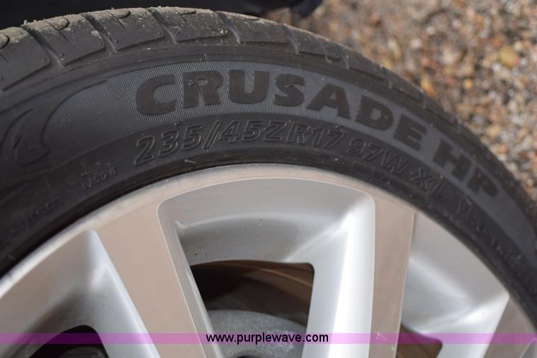 image for item I8579 2007 Volkswagen Eos 2.0T Luxury convertible