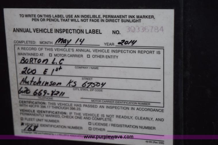 image for item I8591 1999 Ford F550 Super Duty XLT Crew Cab flatbed truck