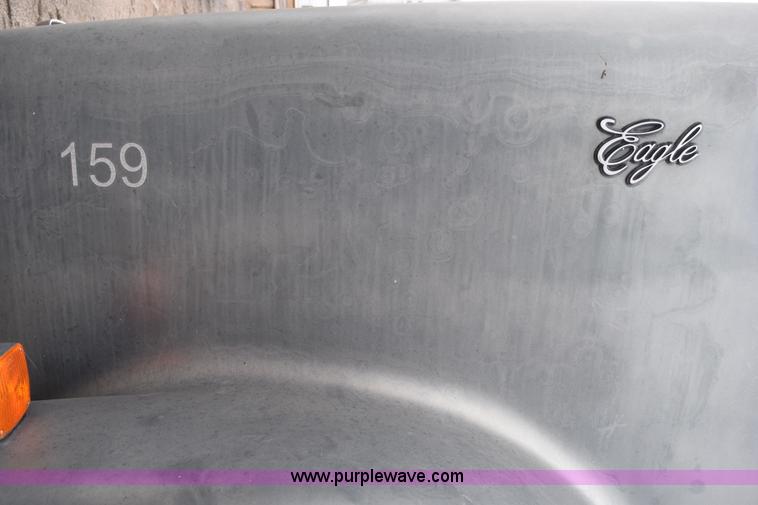 image for item I8592 1999 International 9300 semi truck