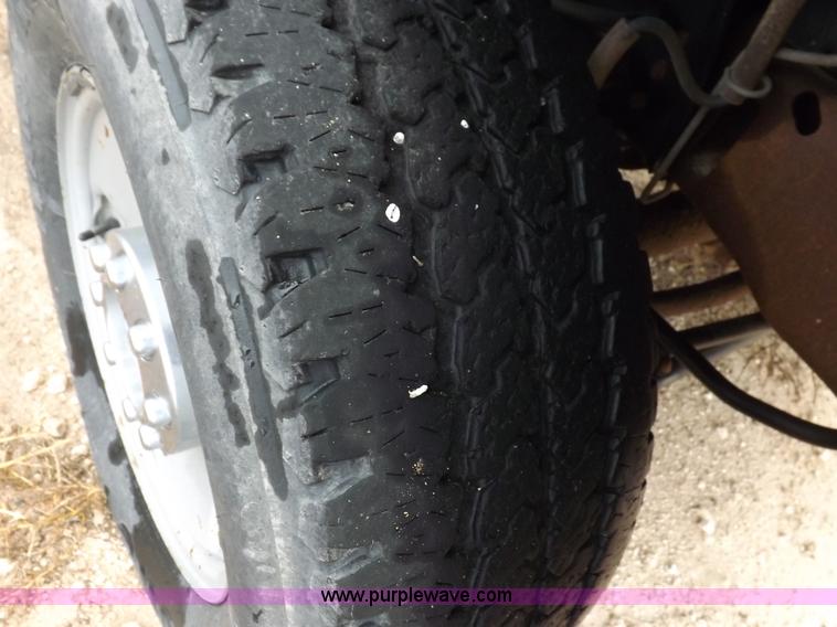 image for item K3079 2005 Ford F250 Super Duty XL Crew Cab pickup truck