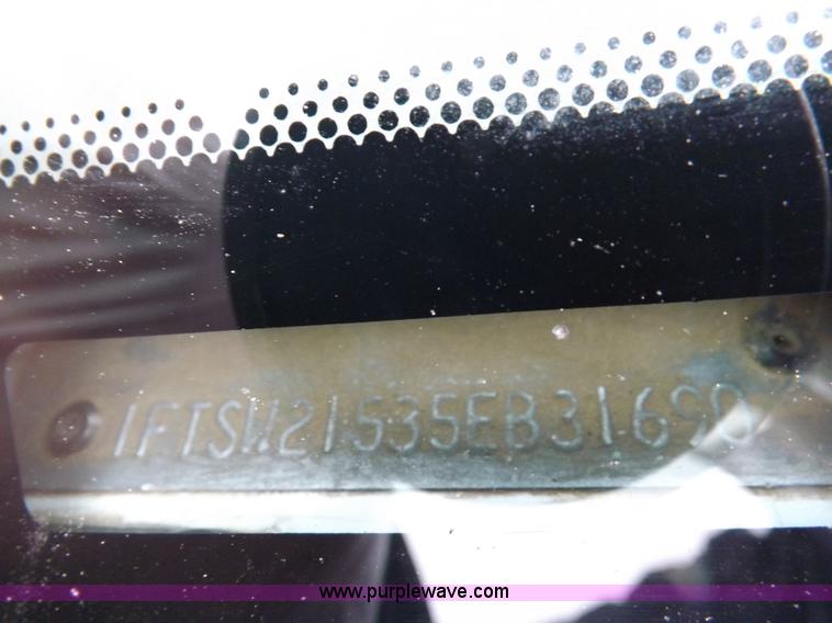 image for item K3079 2005 Ford F250 Super Duty XL Crew Cab pickup truck