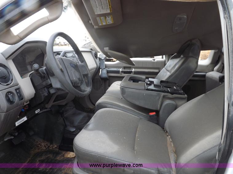 image for item K3080 2009 Ford F250 Super Duty XL SuperCab pickup truck