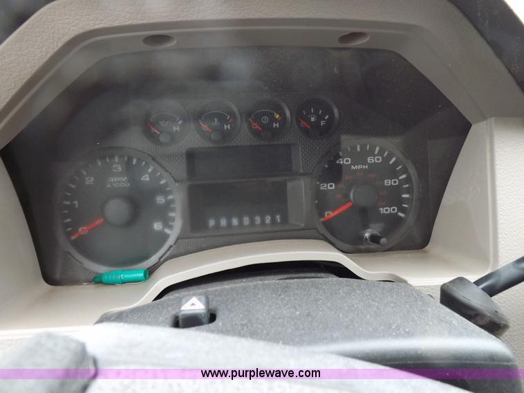 image for item K3080 2009 Ford F250 Super Duty XL SuperCab pickup truck