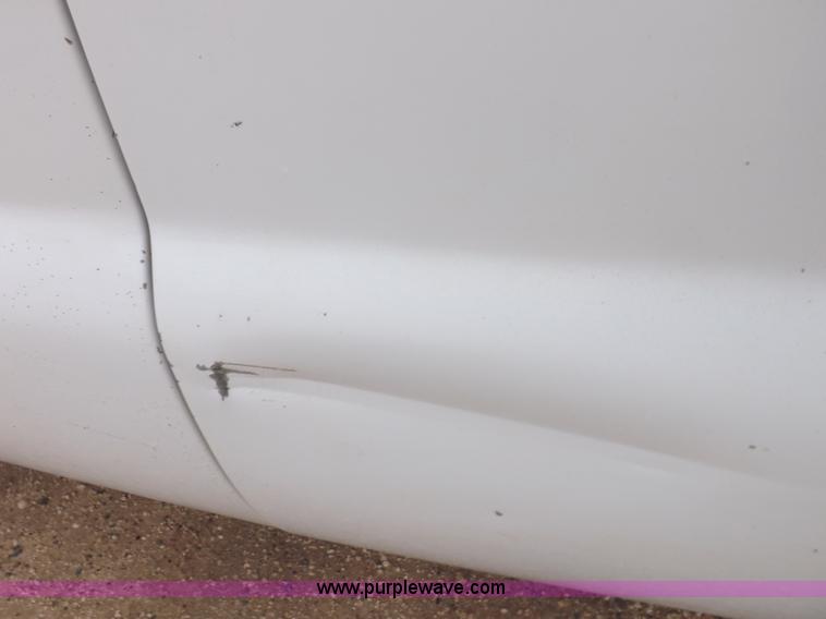 image for item K3083 2004 Ford F250 Super Duty XLT SuperCab pickup truck