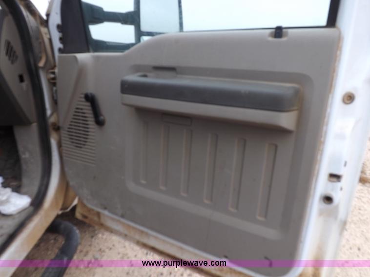 image for item K3084 2008 Ford F350 Super Duty XL utility truck