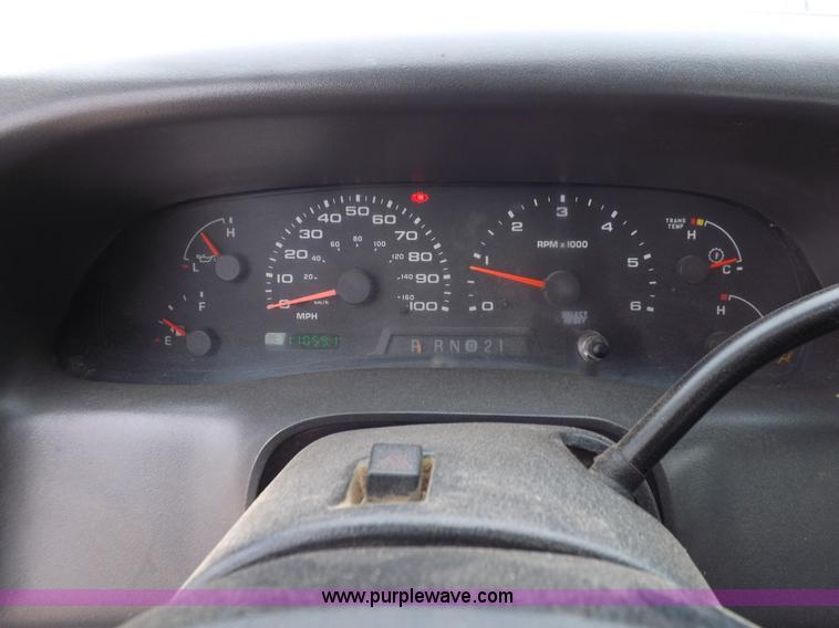 image for item K3085 2004 Ford F250 Super Duty XLT pickup truck