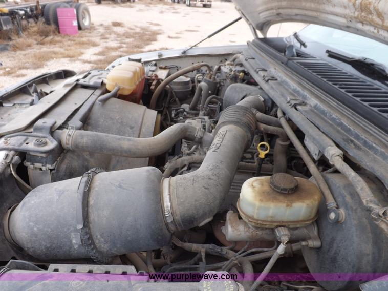 image for item K3085 2004 Ford F250 Super Duty XLT pickup truck