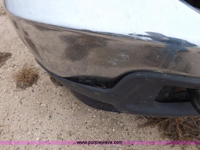 image for item K3085 2004 Ford F250 Super Duty XLT pickup truck