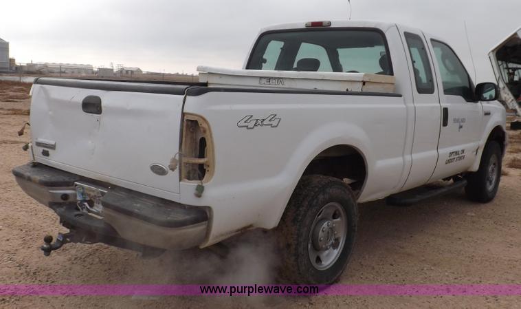 image for item K3086 2005 Ford F250 Super Duty XLT SuperCab pickup truck