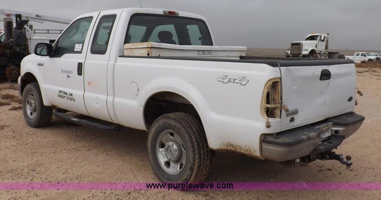 image for item K3086 2005 Ford F250 Super Duty XLT SuperCab pickup truck