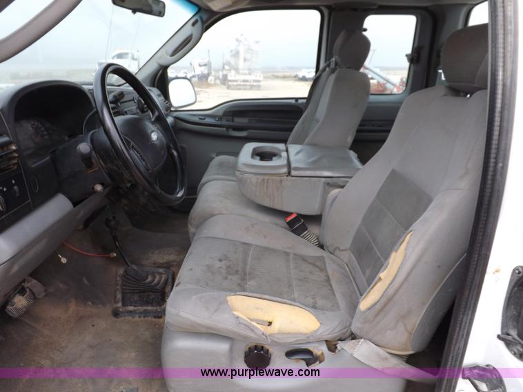 image for item K3086 2005 Ford F250 Super Duty XLT SuperCab pickup truck