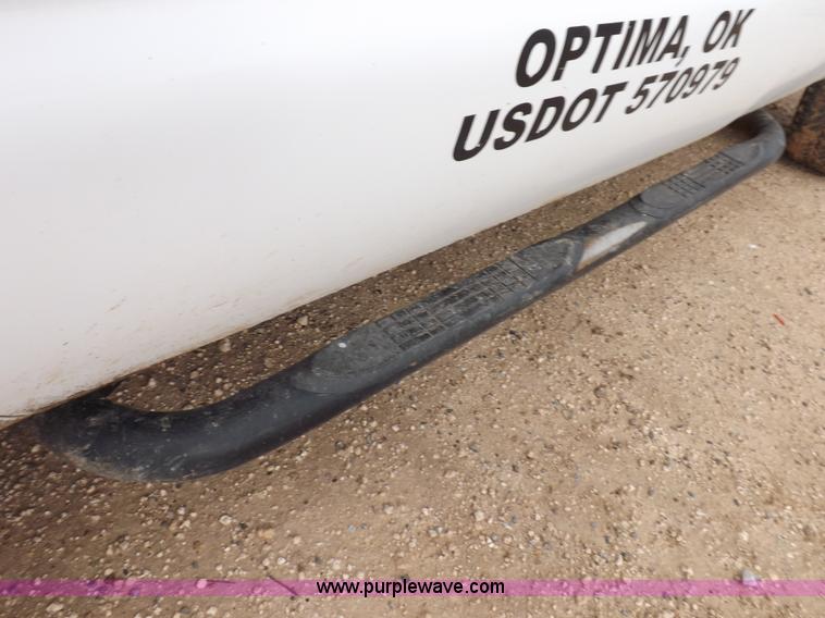 image for item K3086 2005 Ford F250 Super Duty XLT SuperCab pickup truck