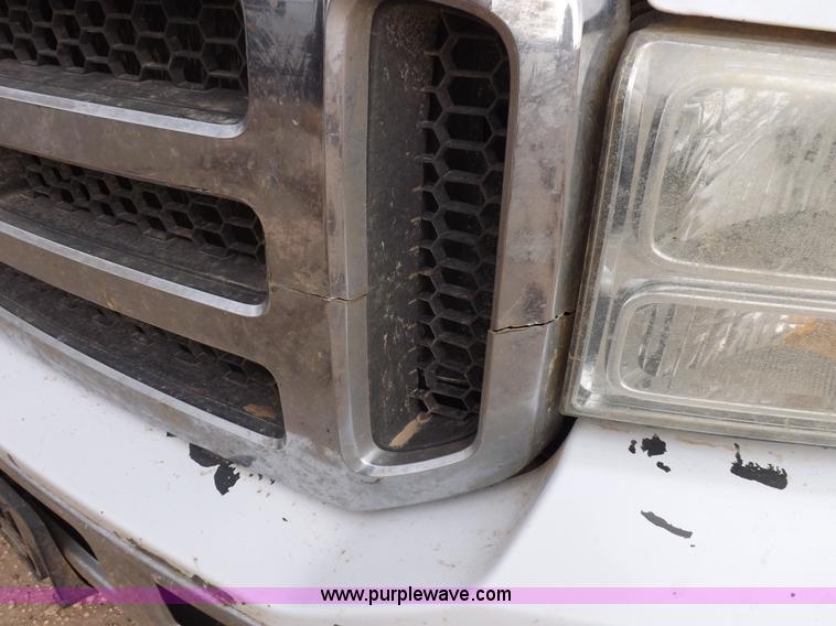 image for item K3086 2005 Ford F250 Super Duty XLT SuperCab pickup truck