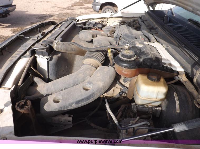 image for item K3087 2006 Ford F250 Super Duty XL pickup truck