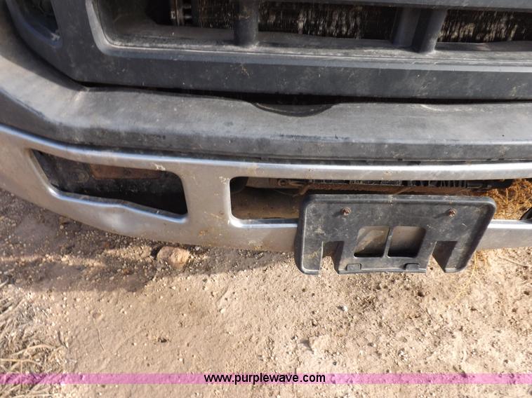 image for item K3087 2006 Ford F250 Super Duty XL pickup truck