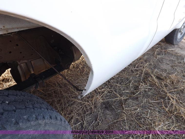 image for item K3087 2006 Ford F250 Super Duty XL pickup truck