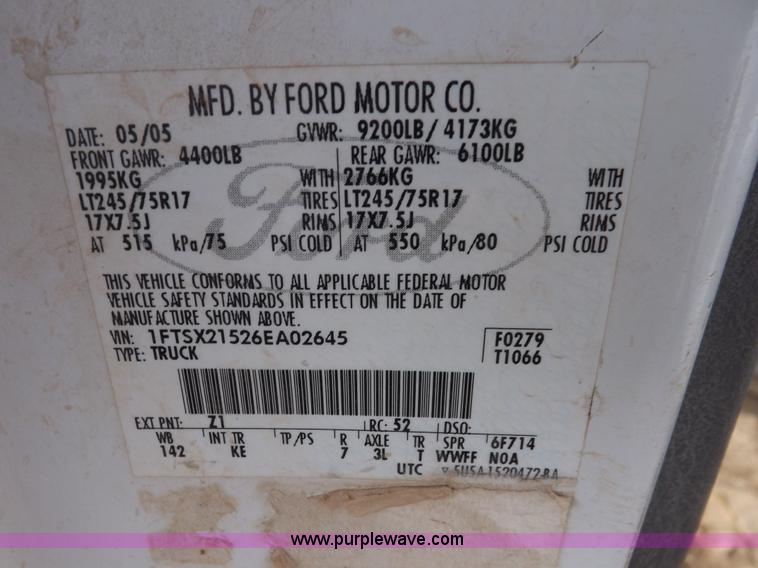 image for item K3087 2006 Ford F250 Super Duty XL pickup truck