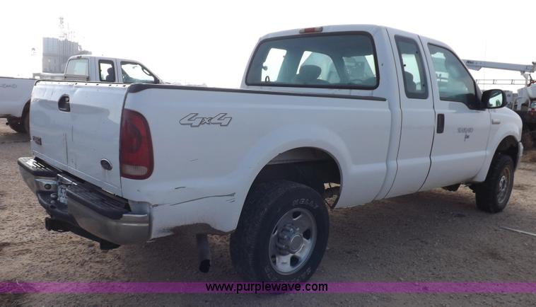 image for item K3088 2005 Ford F250 Super Duty XLT SuperCab pickup truck