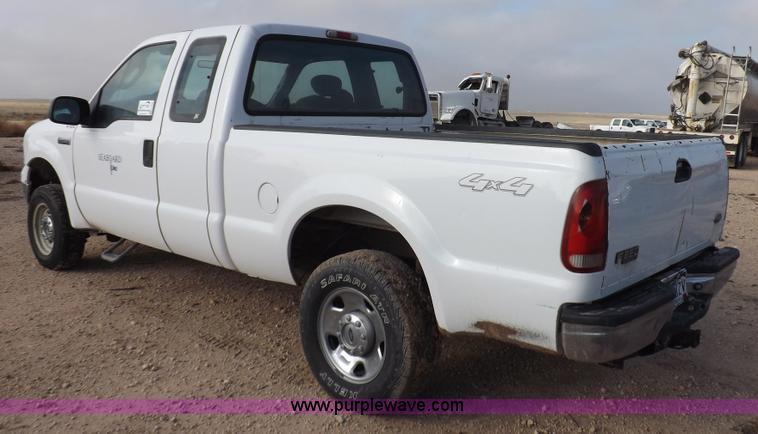 image for item K3088 2005 Ford F250 Super Duty XLT SuperCab pickup truck