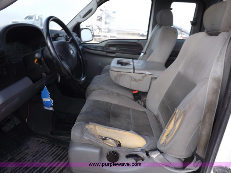 image for item K3088 2005 Ford F250 Super Duty XLT SuperCab pickup truck