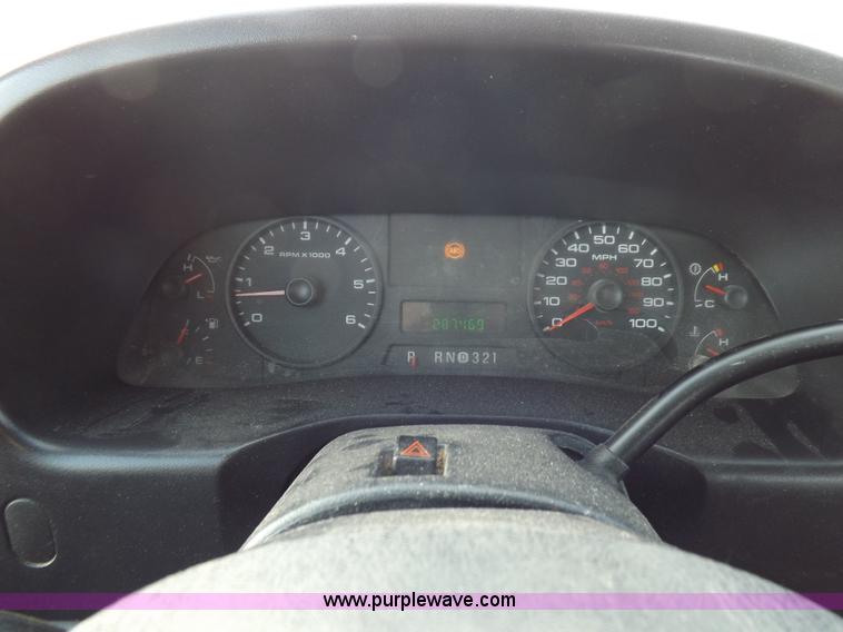 image for item K3088 2005 Ford F250 Super Duty XLT SuperCab pickup truck