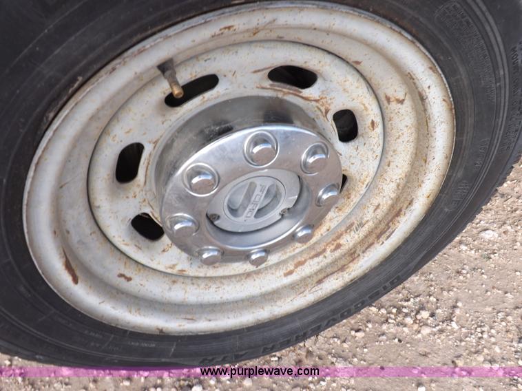 image for item K3088 2005 Ford F250 Super Duty XLT SuperCab pickup truck