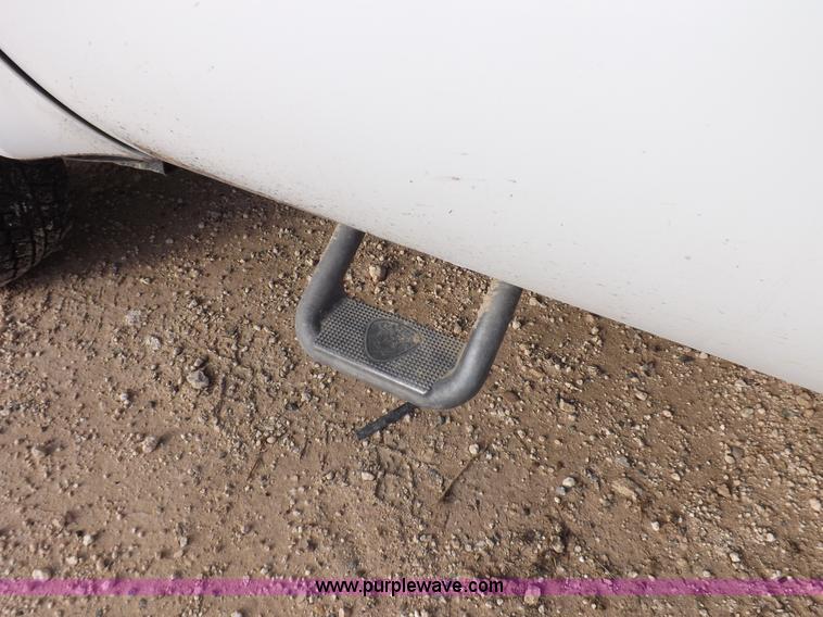 image for item K3088 2005 Ford F250 Super Duty XLT SuperCab pickup truck