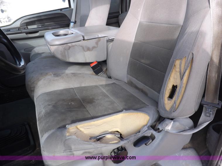 image for item K3088 2005 Ford F250 Super Duty XLT SuperCab pickup truck