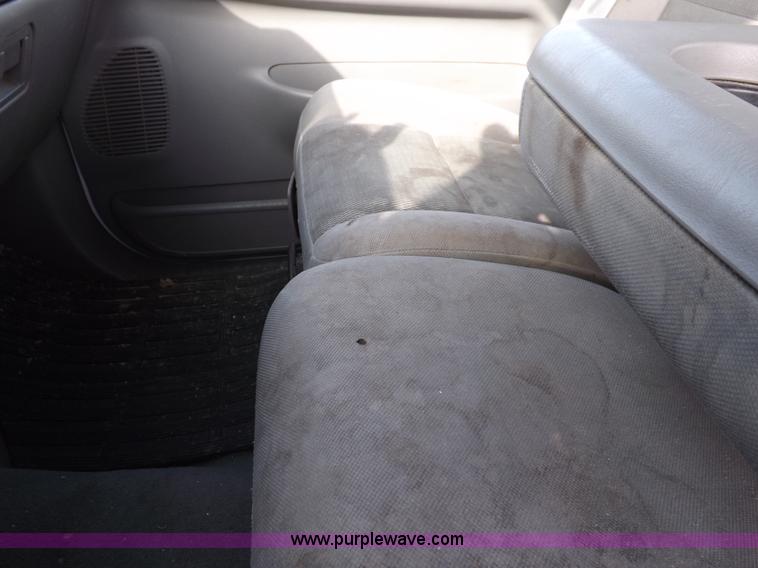 image for item K3088 2005 Ford F250 Super Duty XLT SuperCab pickup truck