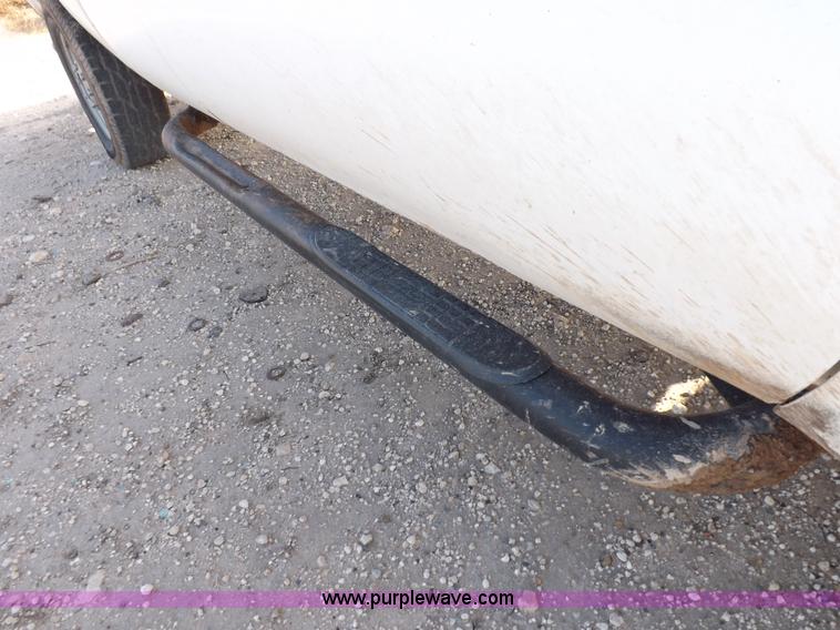 image for item K3089 2006 Ford F250 Super Duty XL pickup truck