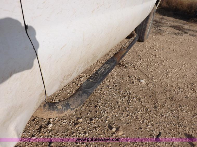 image for item K3089 2006 Ford F250 Super Duty XL pickup truck