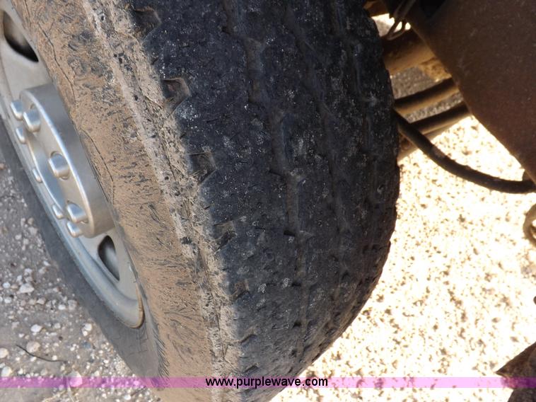 image for item K3089 2006 Ford F250 Super Duty XL pickup truck