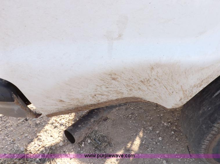 image for item K3089 2006 Ford F250 Super Duty XL pickup truck