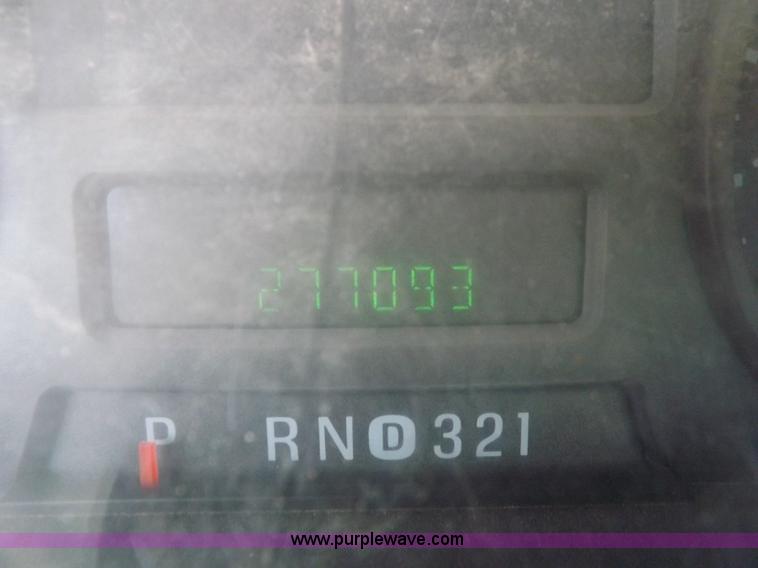 image for item K3090 2006 Ford F250 Super Duty XL SuperCab pickup truck