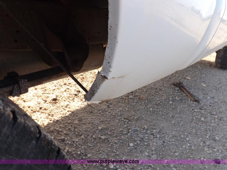 image for item K3090 2006 Ford F250 Super Duty XL SuperCab pickup truck