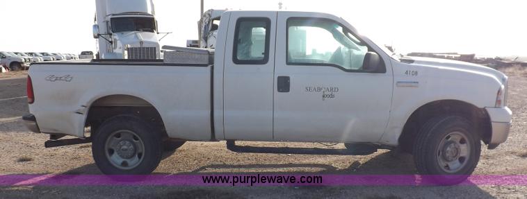 image for item K3091 2005 Ford F250 Super Duty XLT pickup truck