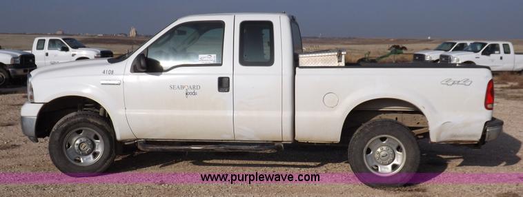 image for item K3091 2005 Ford F250 Super Duty XLT pickup truck