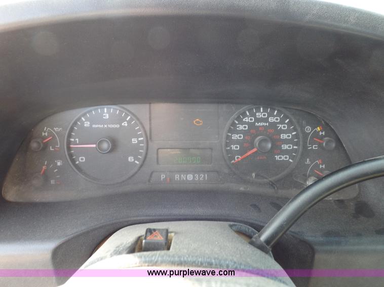 image for item K3091 2005 Ford F250 Super Duty XLT pickup truck