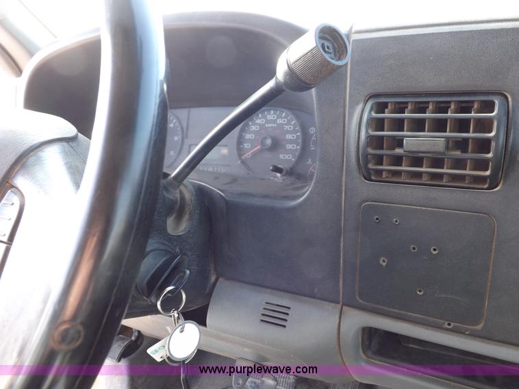 image for item K3091 2005 Ford F250 Super Duty XLT pickup truck