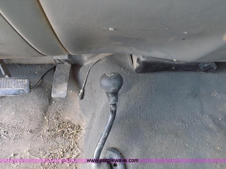 image for item K3091 2005 Ford F250 Super Duty XLT pickup truck