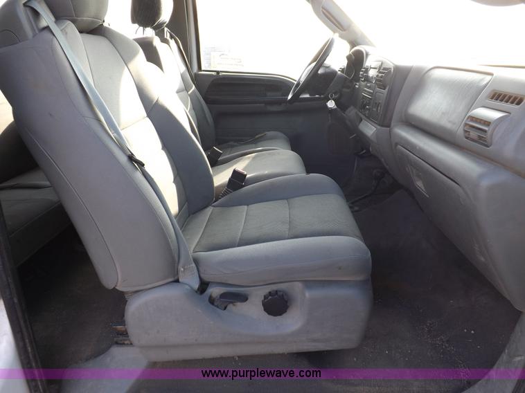 image for item K3091 2005 Ford F250 Super Duty XLT pickup truck