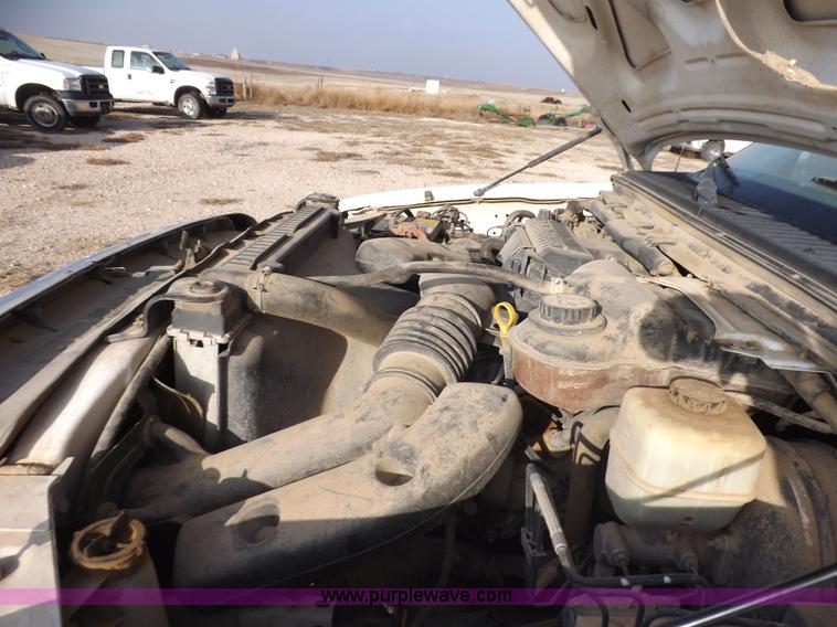 image for item K3091 2005 Ford F250 Super Duty XLT pickup truck