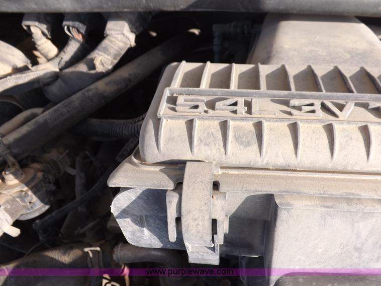 image for item K3091 2005 Ford F250 Super Duty XLT pickup truck